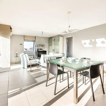Apartment Near Oostduinkerke Nature Reserve Appartement Oostduinkerke